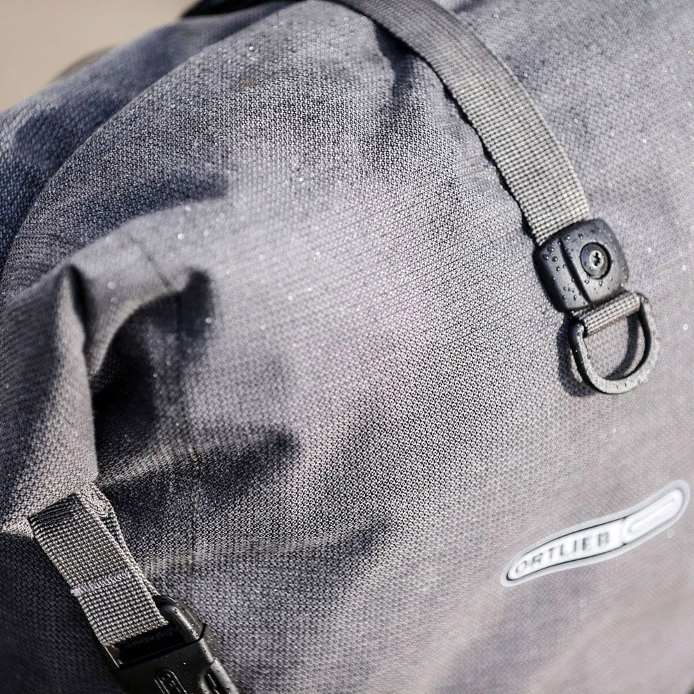 ortlieb-back-roller-urban-hinterradtasche-image-01
