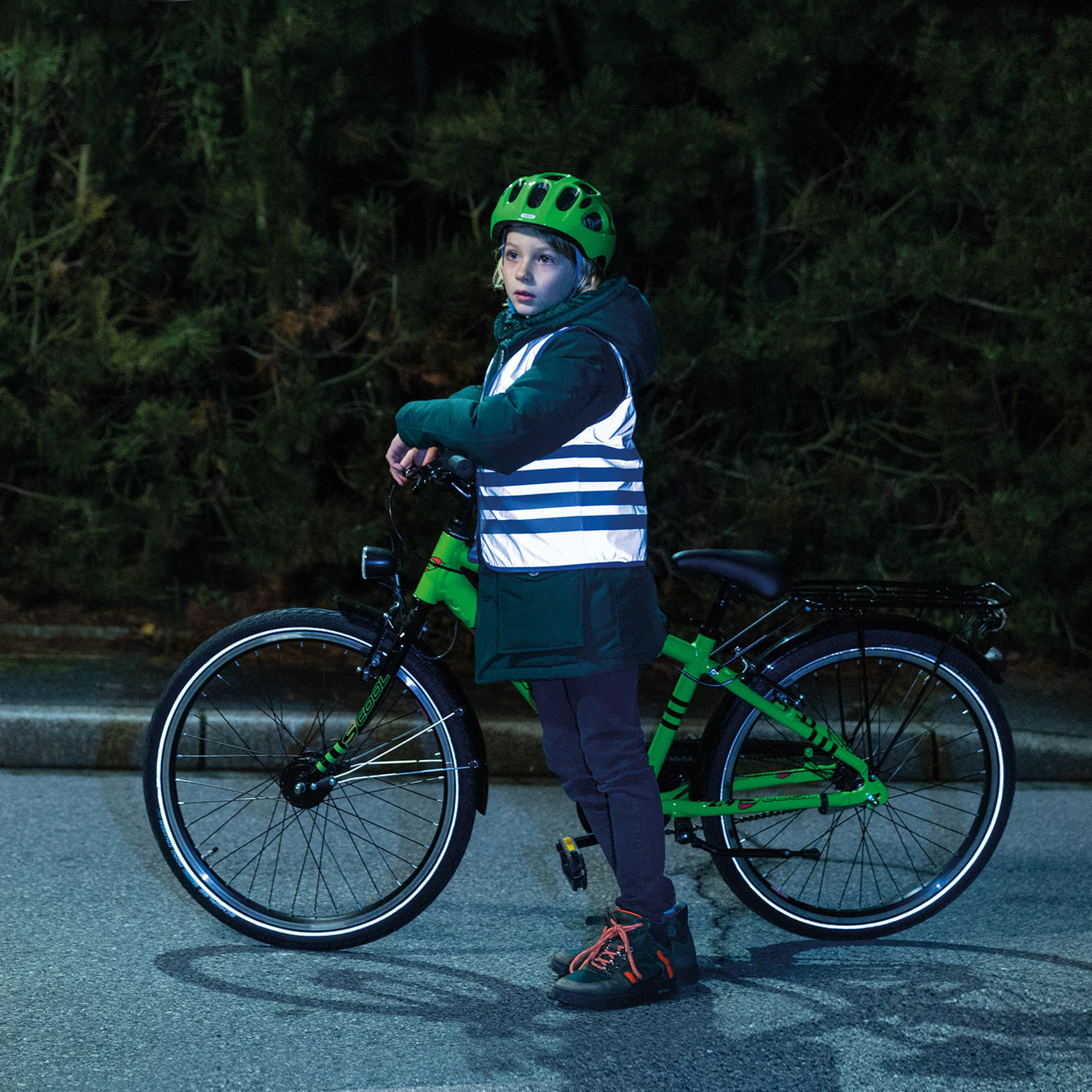 abus-urban-reflex-vest-kids