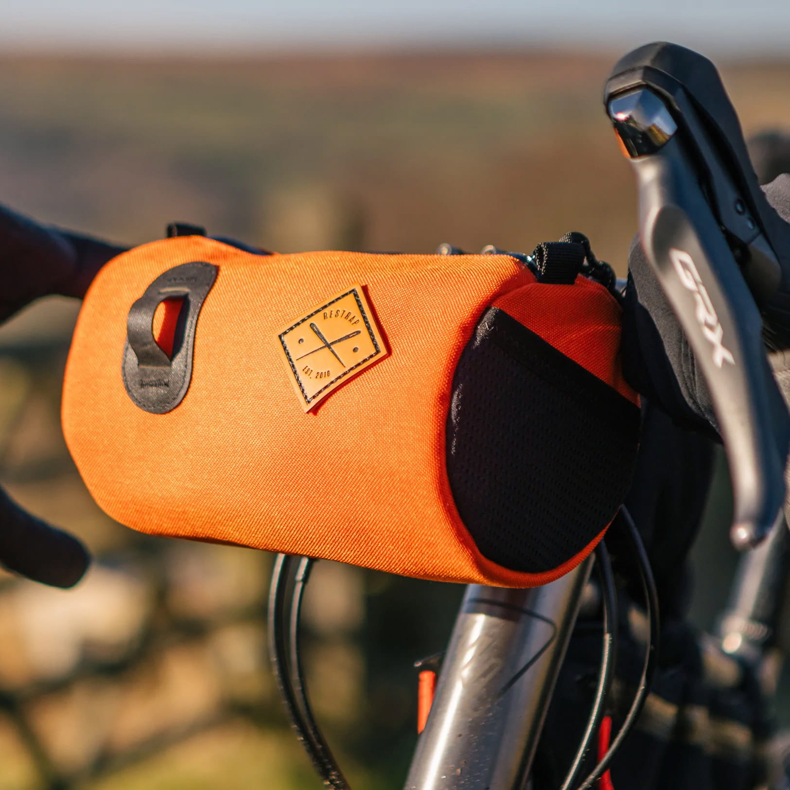 restrap-canister-bag-orange-002