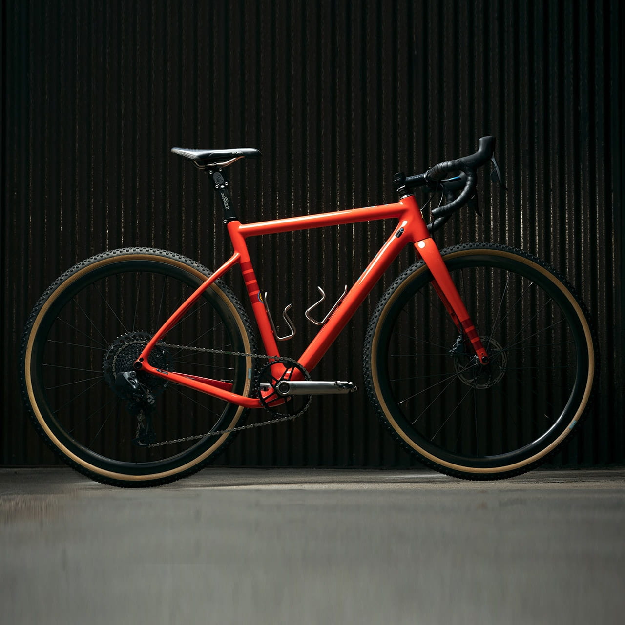 cane-creek-eesilk-plus-carbon-bike-03