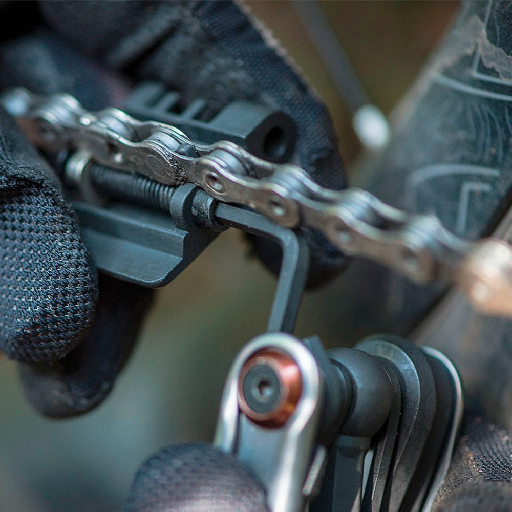 blackburn-tradesman-multi-tool-quick-link-tool