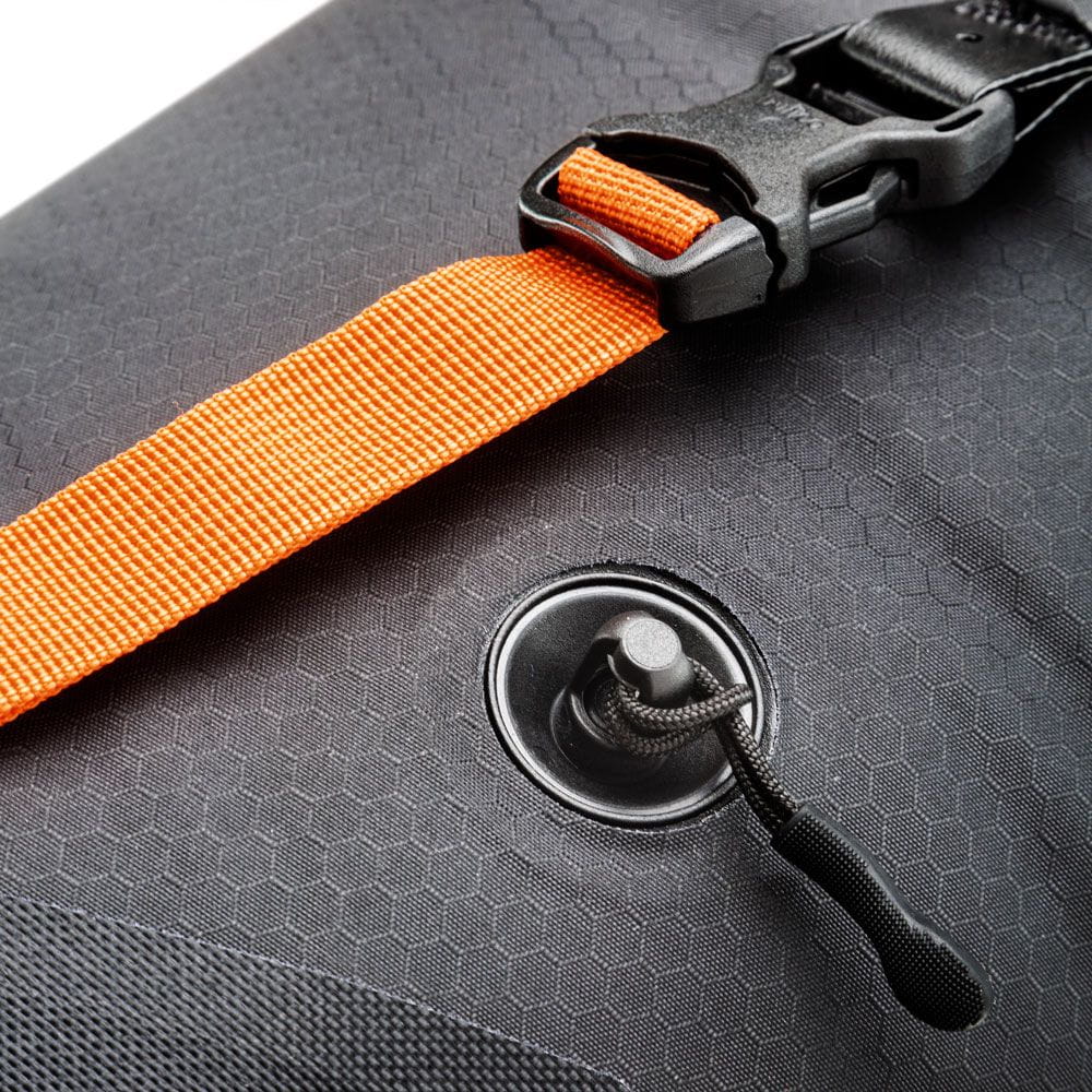 ortlieb-seat-pack-16-5l-f9902-detail-3-01