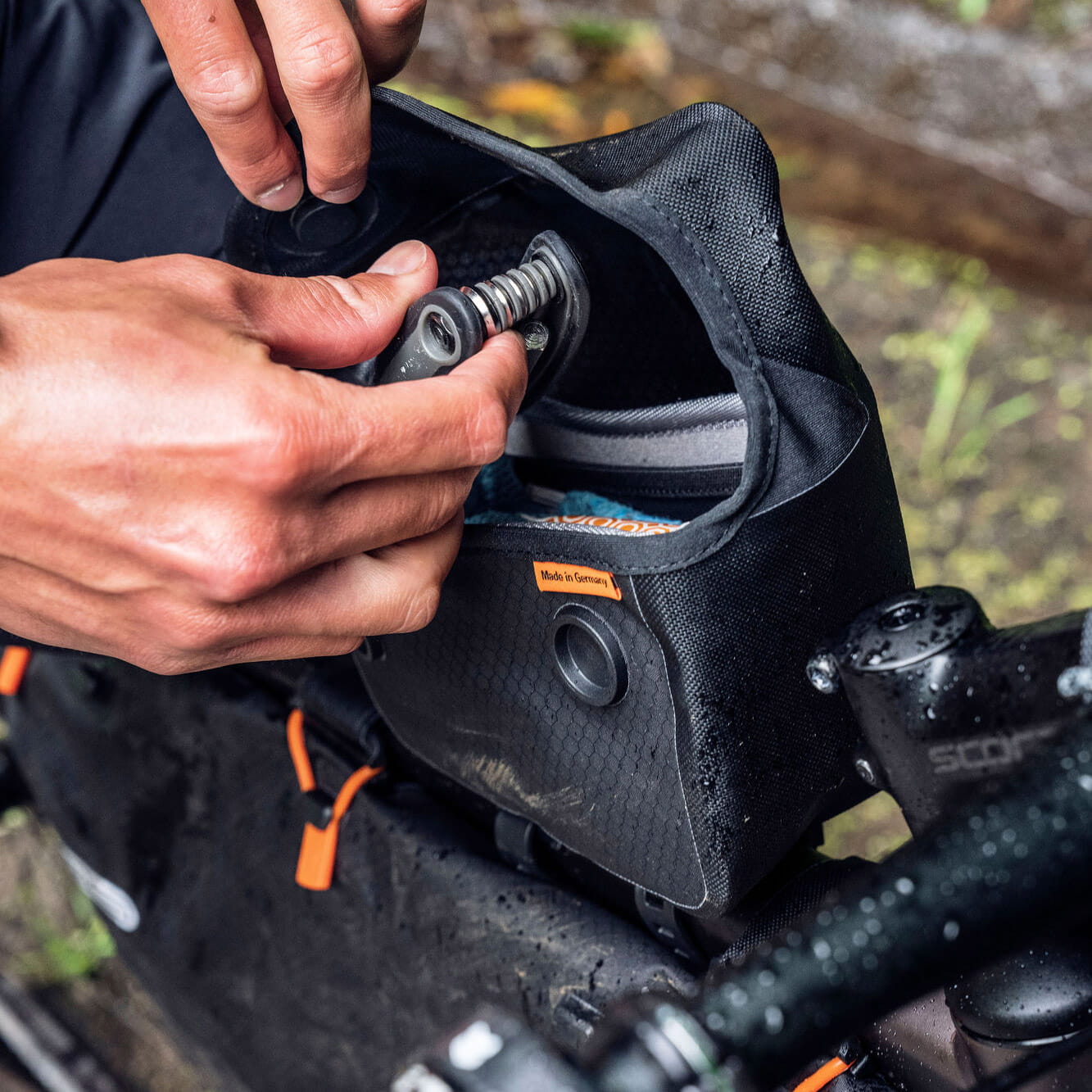 ortlieb-fuel-pack-MAD-17155