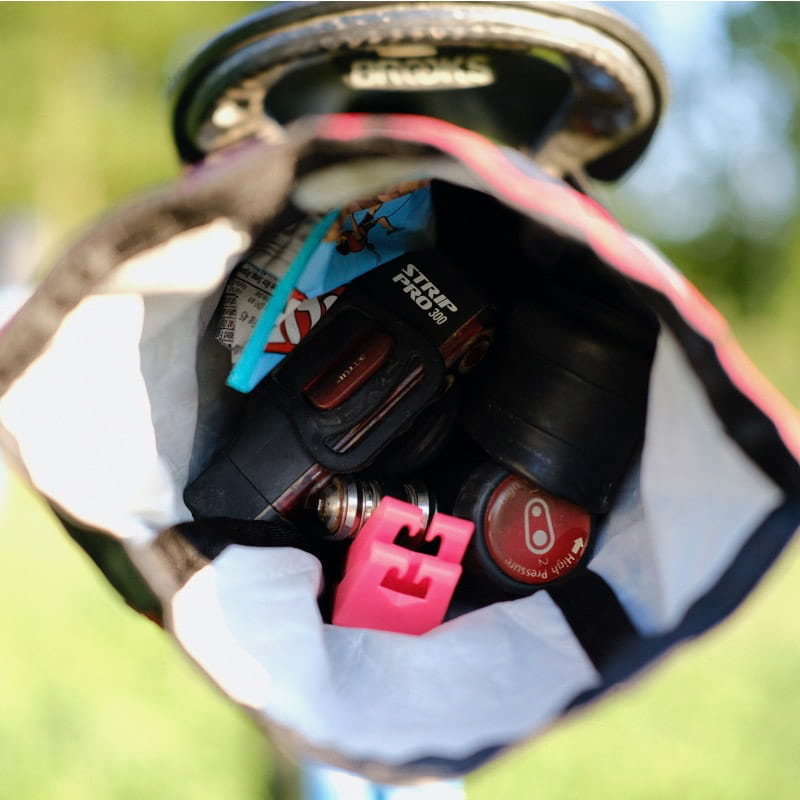 revelate-designs-shrew-seat-bag-007