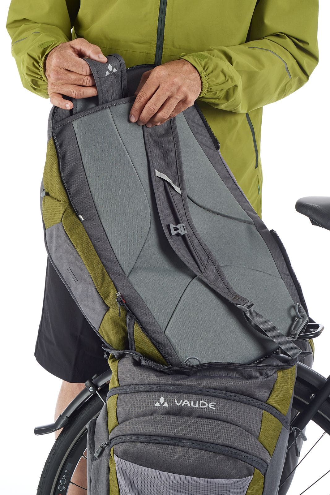 vaude-karakorum-pro-iron-bamboo-005