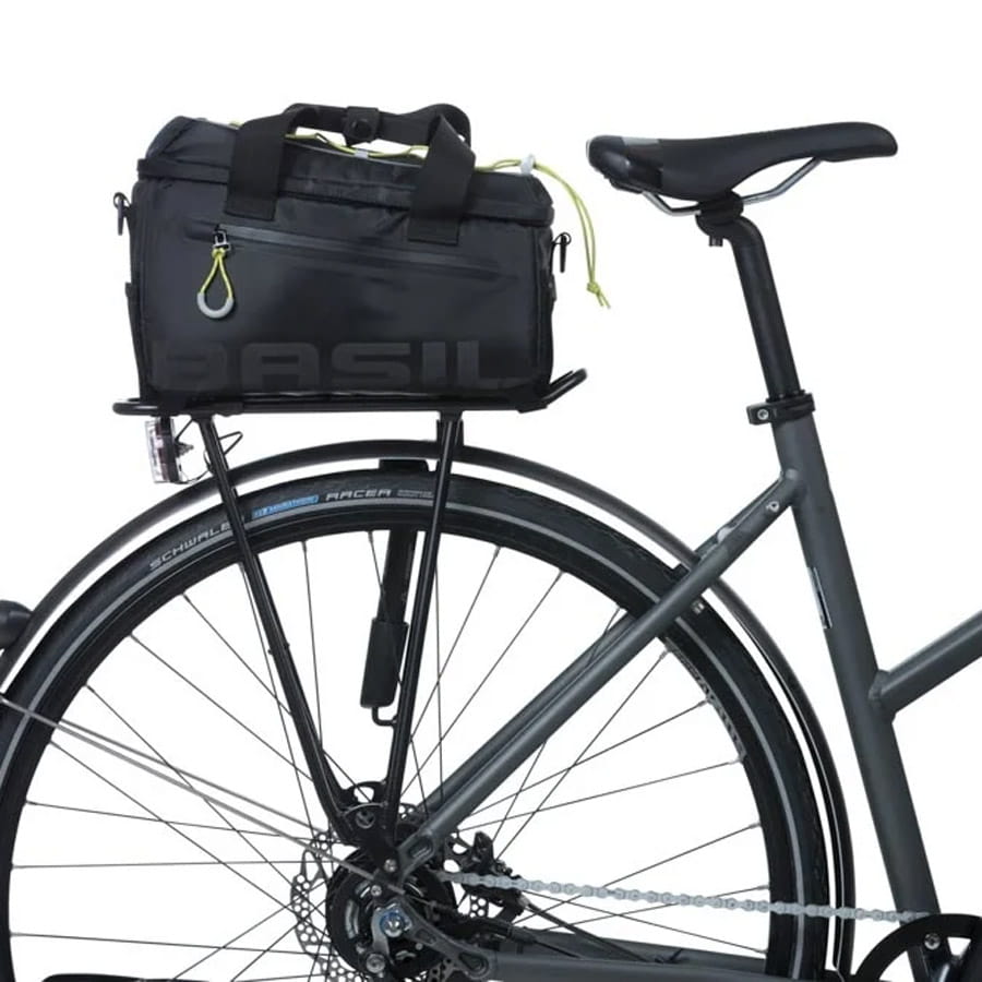 Mochila De Ciclismo Basil Unisex Miles, Impermeable Y Convertible En Alforja