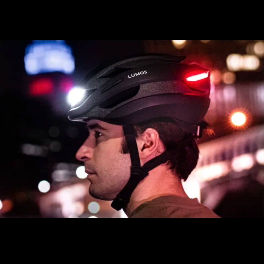 Lumos Ultra Mips Fahrradhelm mit LED und Blinkern