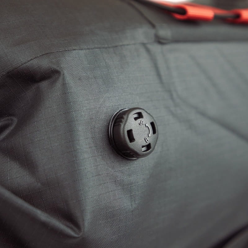 revelate-designs-spinelock-seat-bag-black-004