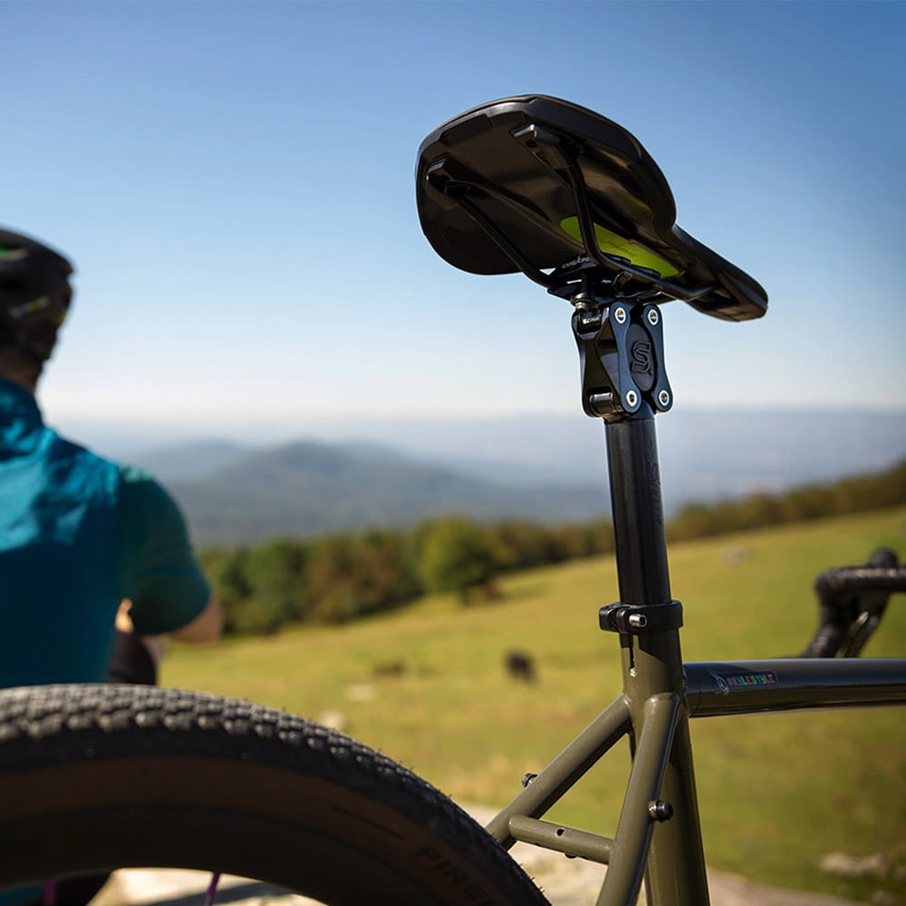 cane-creek-eesilk-plus-carbon-bike-02
