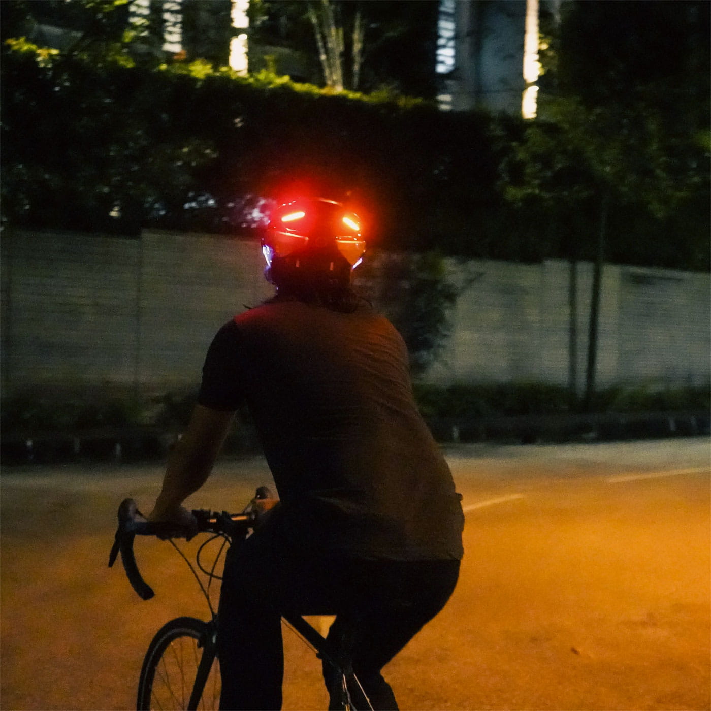 Lumos Ultra E-Bike Helm mit Blinkern und Visier