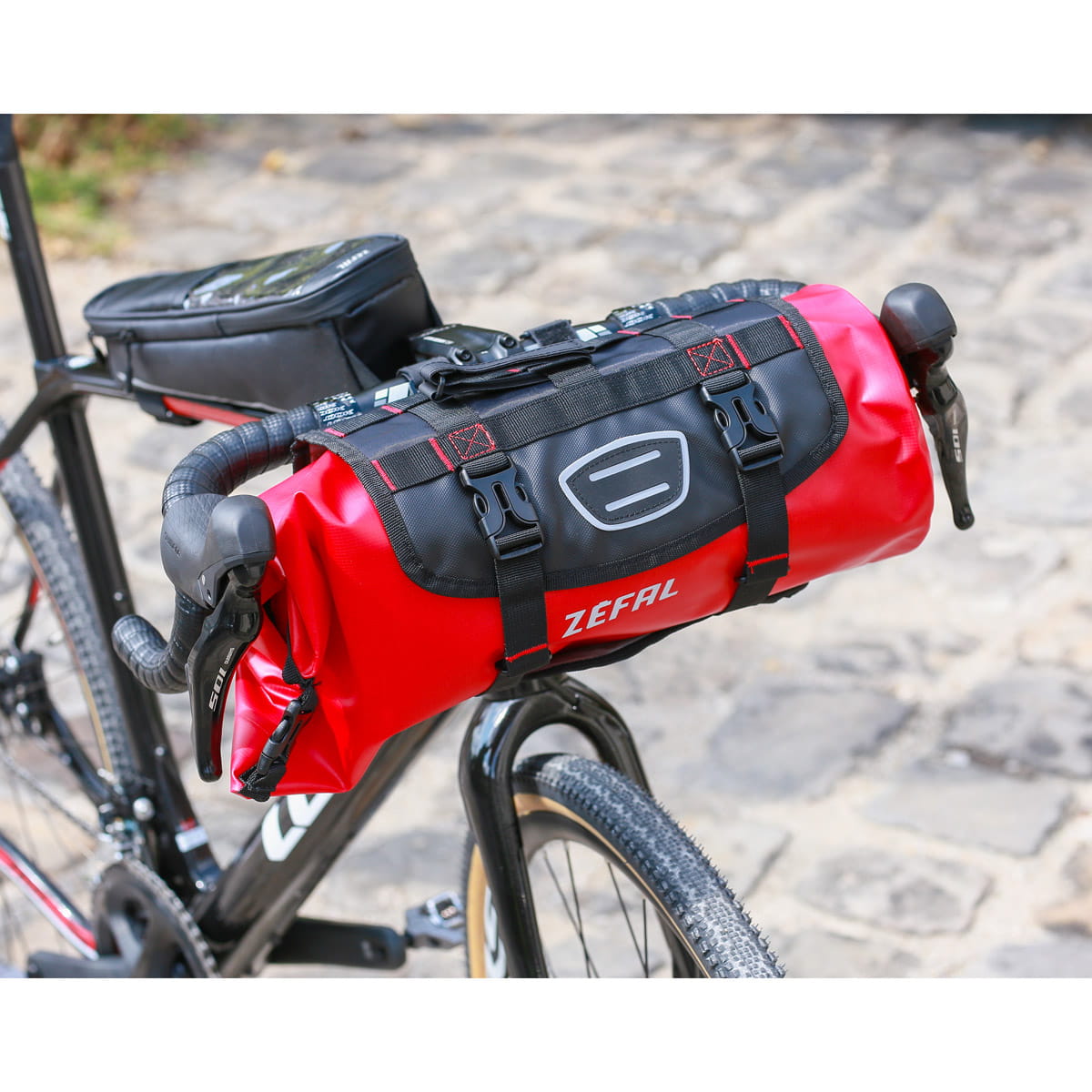 Z_Adventure_F10_lifestyle-6