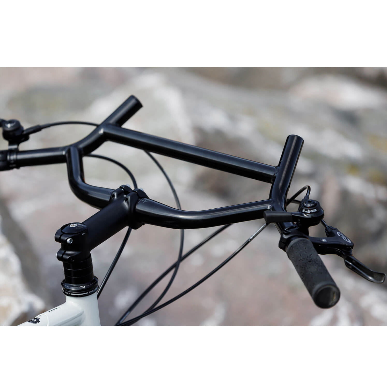 surly-moloko-bar-riser-lenker-hb0100-004