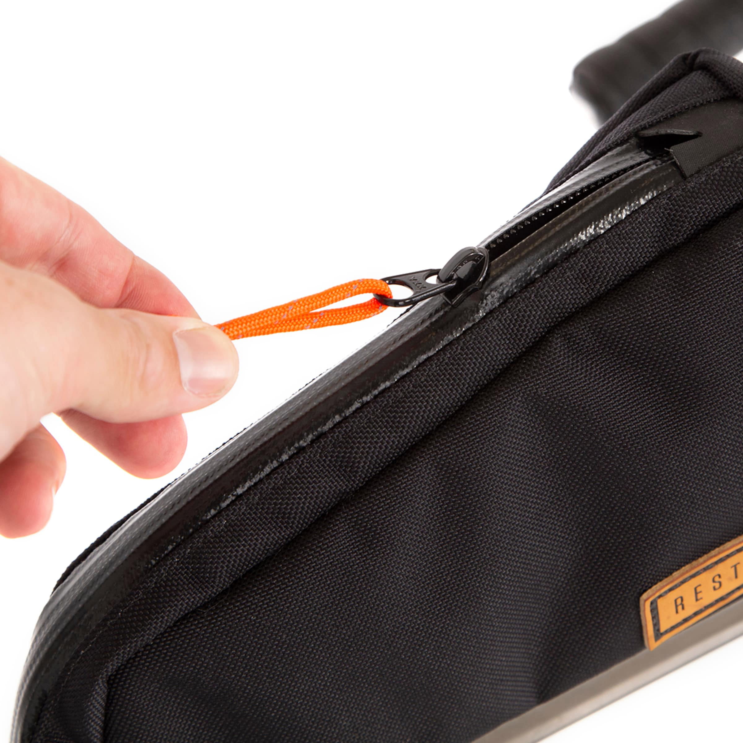 restrap-bolt-on-top-tube-bag-004