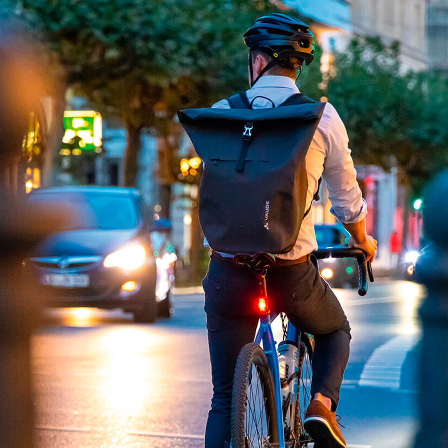 sigma-infinity-ruecklicht-004