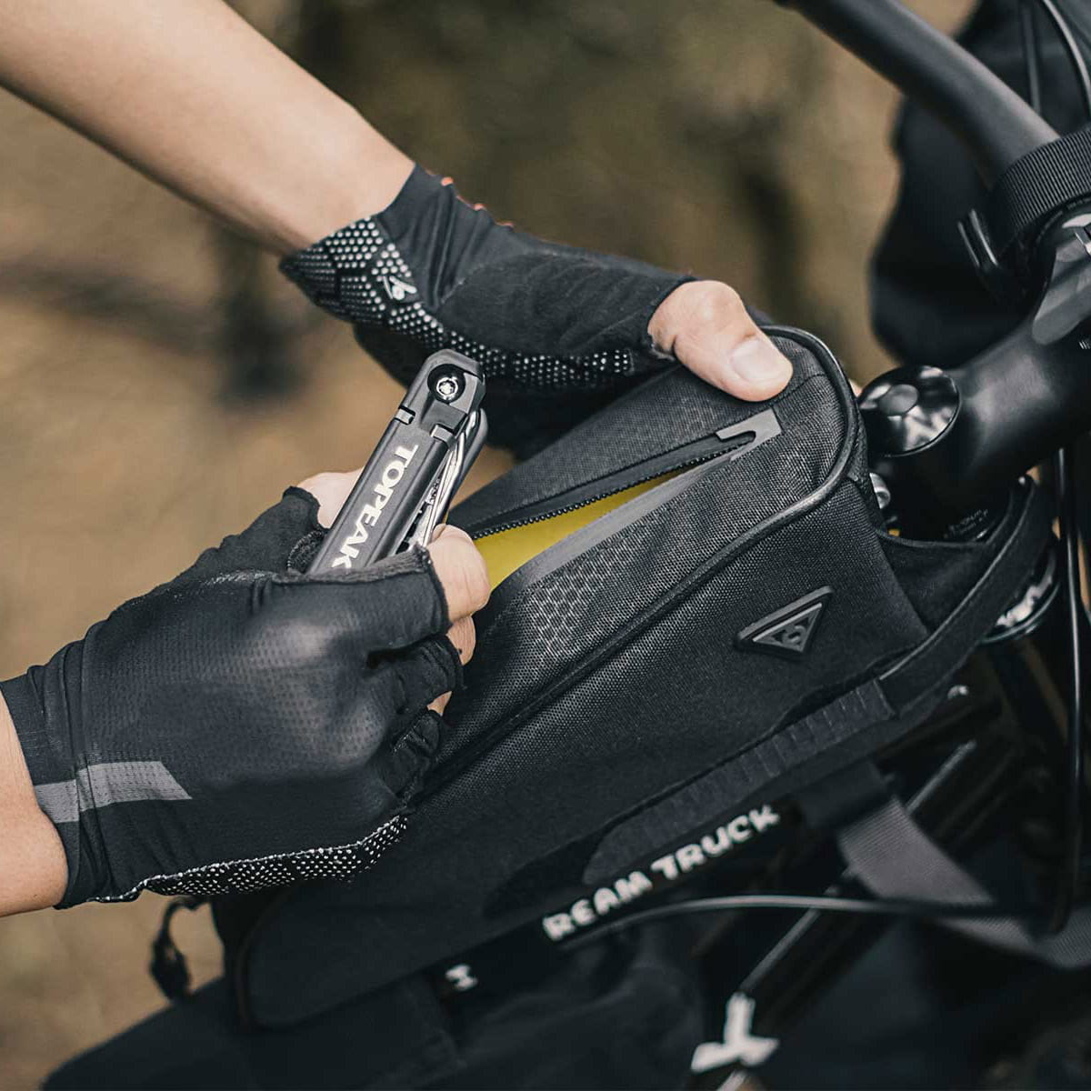 topeak-toploader-image-01