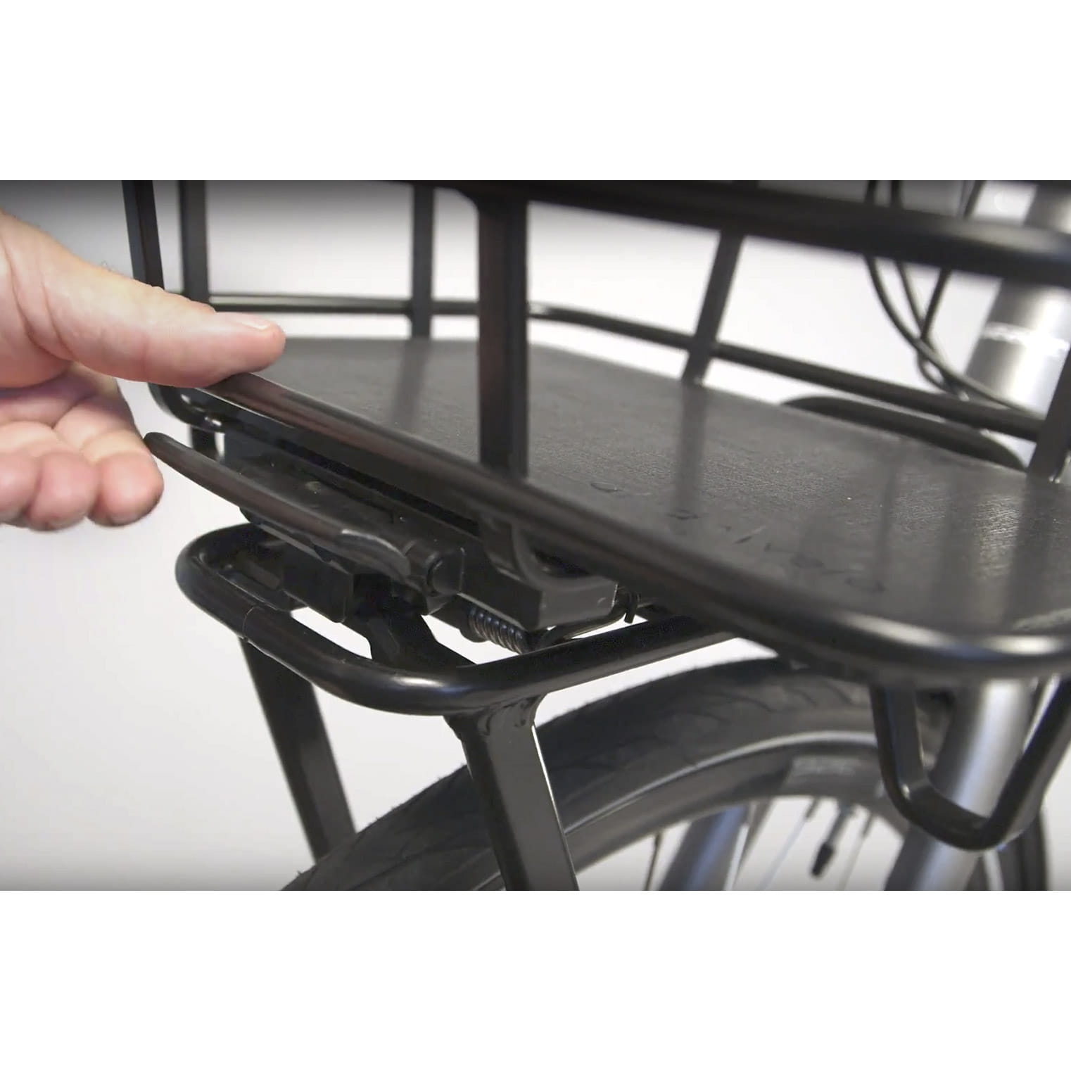 atran-velo-tour-front-avs-vorderrad-gepaecktraeger-4