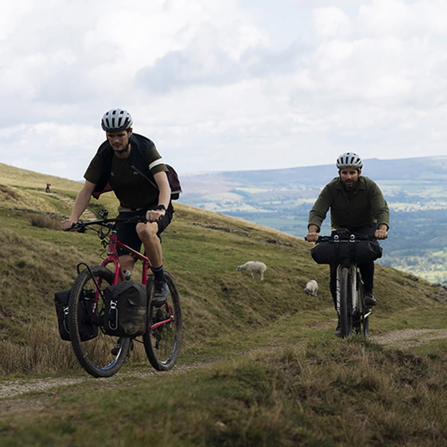 brooks-scape-pannier-small-vorderradtasche-10-13-liter-black-008