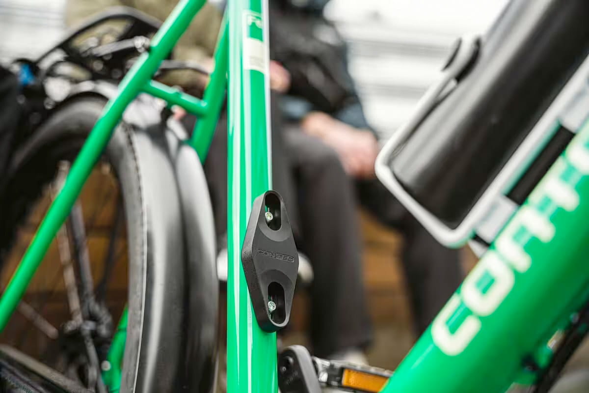 Ninja Mount biketag & anytag Airtag-Halterungen: Praktischer Diebstahlschutz für's Bike Ninja Mount biketag & anytag Airtag-Halterungen: Praktischer Diebstahlschutz für's Bike