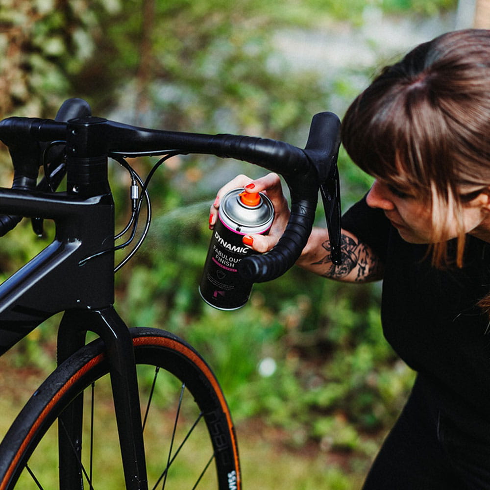 DY-014-Dynamic-Fabulous-Finish-silicon-spray-image