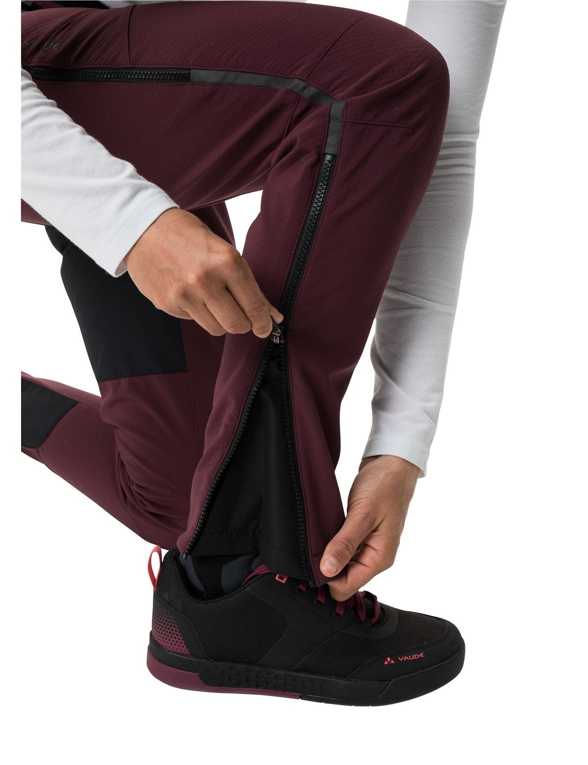 vaude-women-qimsa-softshell-pants-cassis-004