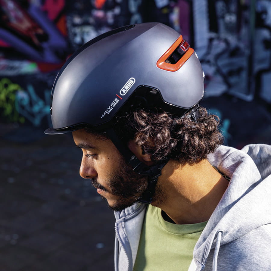 abus-hud-y-ace-fahrradhelm-004