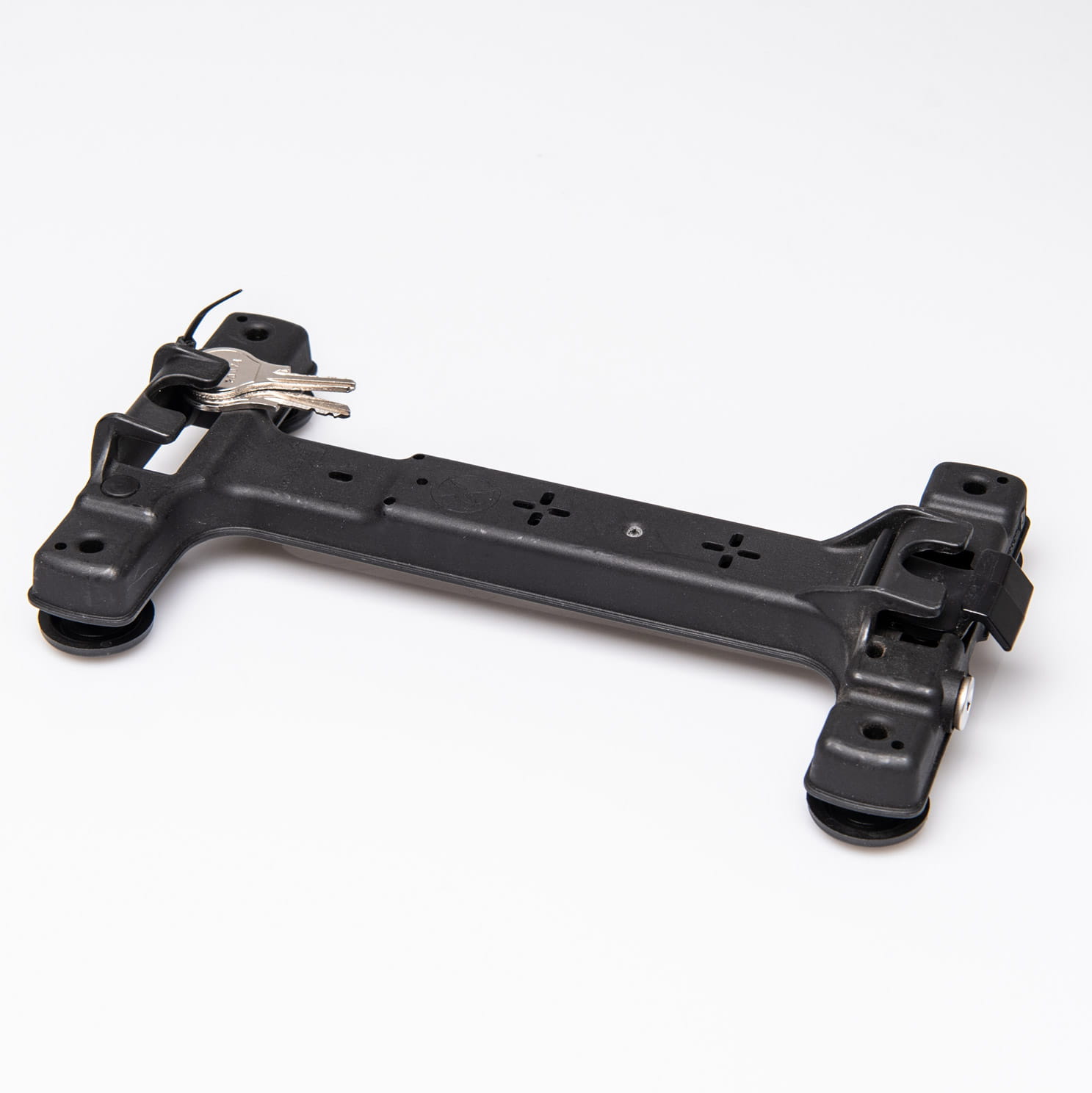 Racktime SNAPIT 2.0 Adapter Platte ohne Füße mit Schloss (B-Ware) Racktime SNAPIT 2.0 Adapter Platte ohne Füße mit Schloss (B-Ware)