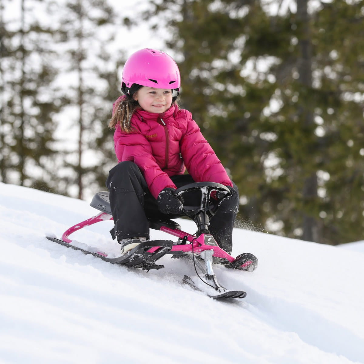 STIGA-Snowracer-iconic-image-girl