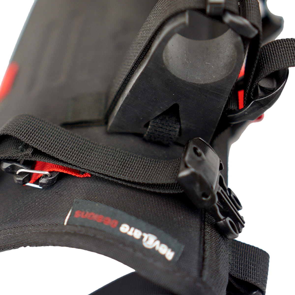 revelate-designs-handlebar-harness-5
