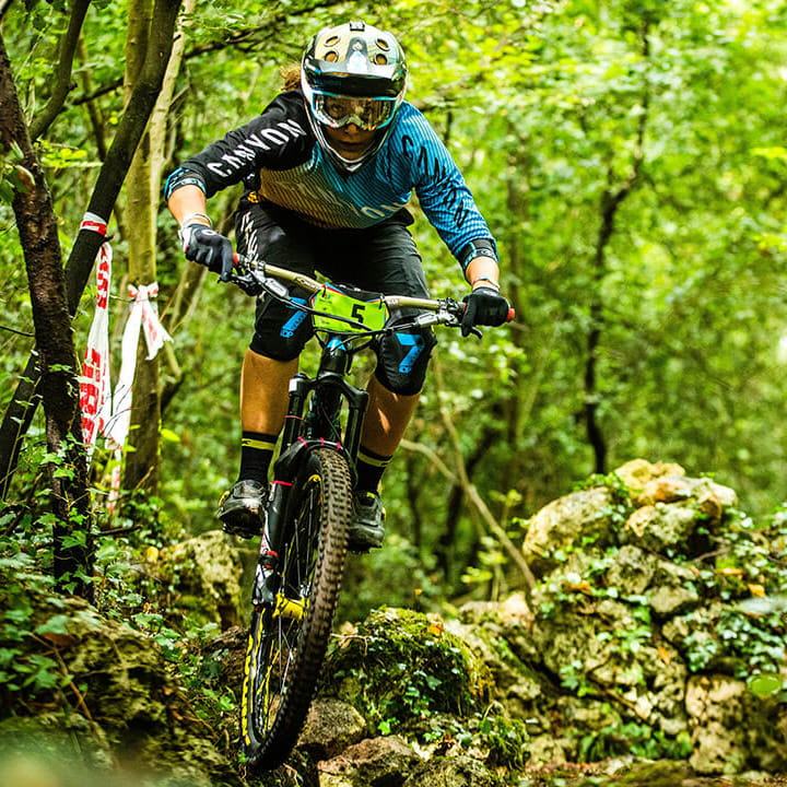 ergon-ge1-evo-factory-enduro-griffe-image-2