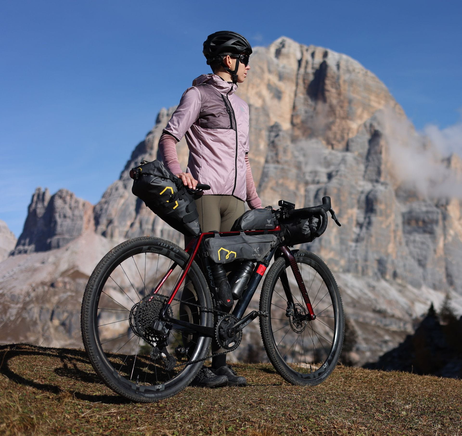 Sac De Selle Apidura Expedition 14L - Bikepacking VTT Gravel - Stock Australie Neuf Sous Blister